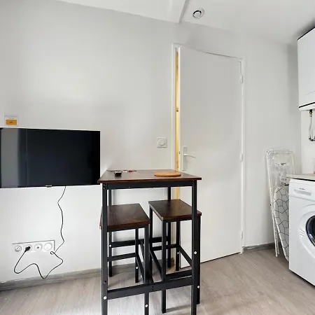 Petit Studio, Fonctionnel 2a Lägenhet Royat